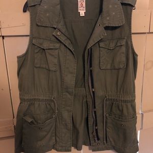 army utility style vest